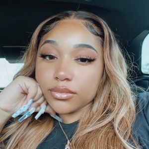 Meet your Posher, Taniya